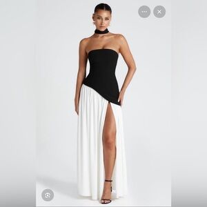 Elegant Black and White Strapless Evening Gown